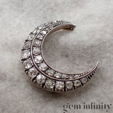 Charger l'image dans la galerie, Broche XIXè s. croissant de lune diamants, or et argent
