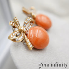 Charger l'image dans la galerie, Boucles d'oreilles or, diamants et corail