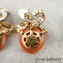 Charger l'image dans la galerie, Boucles d'oreilles or, diamants et corail