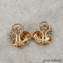 Charger l'image dans la galerie, Paire de clips d’oreilles années 1940-50 or et diamants