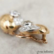 Charger l'image dans la galerie, Paire de clips d’oreilles années 1940-50 or et diamants