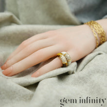 Upload image to gallery, Van Cleef & Arpels, long necklace and Philippine gold 750 rings