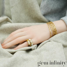 Upload image to gallery, Van Cleef & Arpels, long necklace and Philippine gold 750 rings