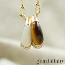 Upload image to gallery, Van Cleef & Arpels, long necklace and Philippine gold 750 rings