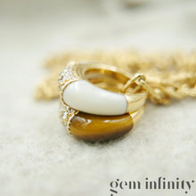 Upload image to gallery, Van Cleef & Arpels, long necklace and Philippine gold 750 rings