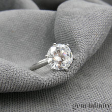 Upload image to gallery, Platinum and diamond solitaire ring
