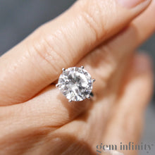 Upload image to gallery, Platinum and diamond solitaire ring