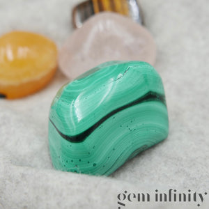 COFFRET HOME SWEET HOME, Quartz rose, Malachite, Oeil de tigre et Calcite orange