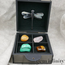 Charger l&#39;image dans la galerie, COFFRET HOME SWEET HOME, Quartz rose, Malachite, Oeil de tigre et Calcite orange
