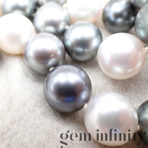 South Sea and Tahiti Pearl Necklace