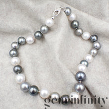 Upload image to gallery, South Sea and Tahiti Pearl Necklace
