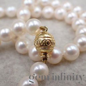 Mikimoto, collier de perles Akoya, fermoir or