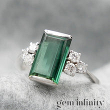 Upload image to gallery, Green tourmaline and diamonds white gold ring
