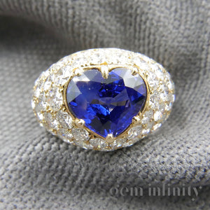 Gold ring, heart sapphire and diamonds
