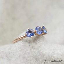 Upload image to gallery, Pink gold and sapphire ring
