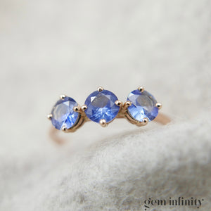 Pink gold and sapphire ring