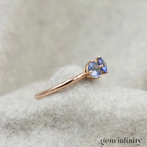 Pink gold and sapphire ring