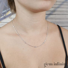 Charger l&#39;image dans la galerie, Collier or gris et diamants
