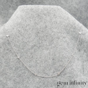 Collier or gris et diamants