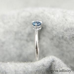 White gold, diamond and sapphire ring